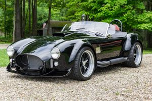 This 580-HP Superformance Cobra Came From The Shop That Built The World's Fastest Cobra