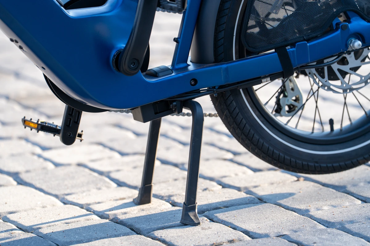 Aventon Abound SR Ebike kickstand is very sturdy