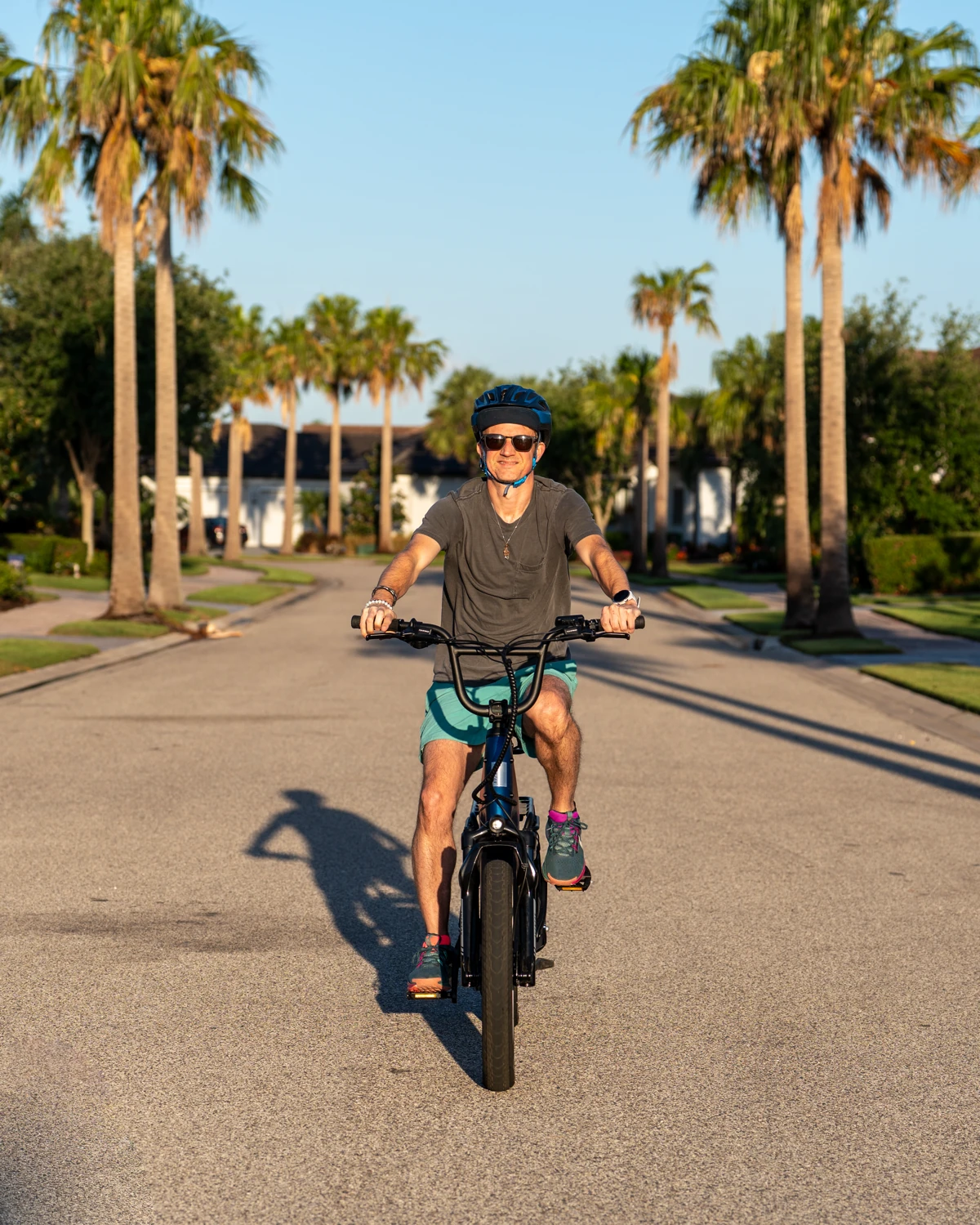 Aventon Abound SR Ebike handles really well and rides smooth as butter