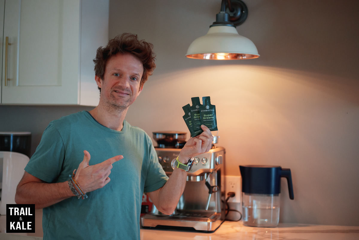 Being able to drink Cymbiotika straight from the sachet makes your daily healthy greens supplement so easy (and fast) to consume.