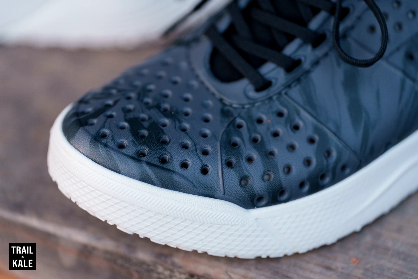 Close up of the X SCAPE BAJA's upper.