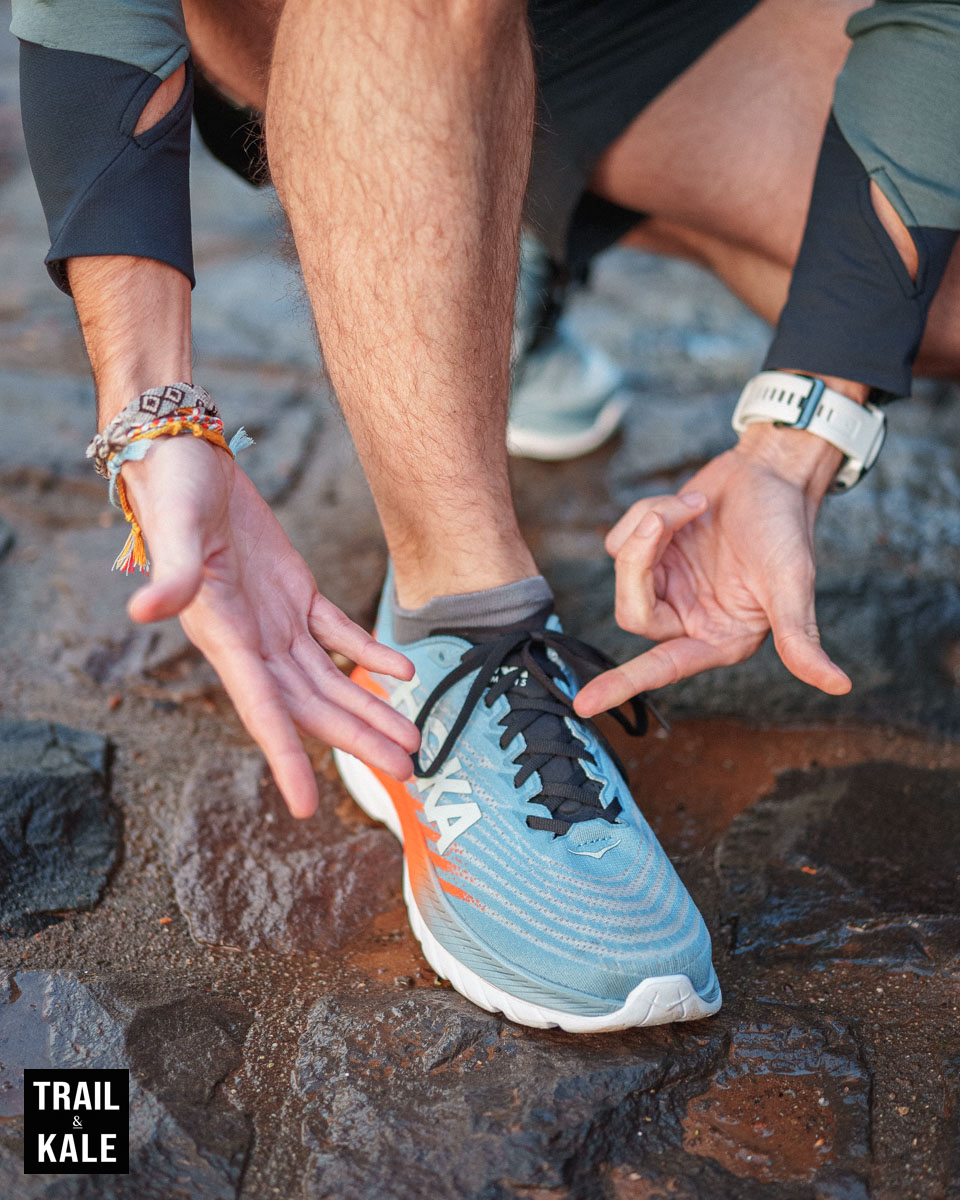 Where's the loop to hold the tongue in place HOKA?