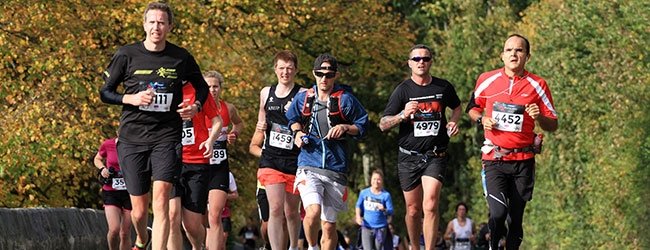 They stick well to the face on fast runs like the Bristol to Bath Road Marathon seen here. In fact the more you sweat, the stickier the Unobtainium® components seem to get. Amazing!