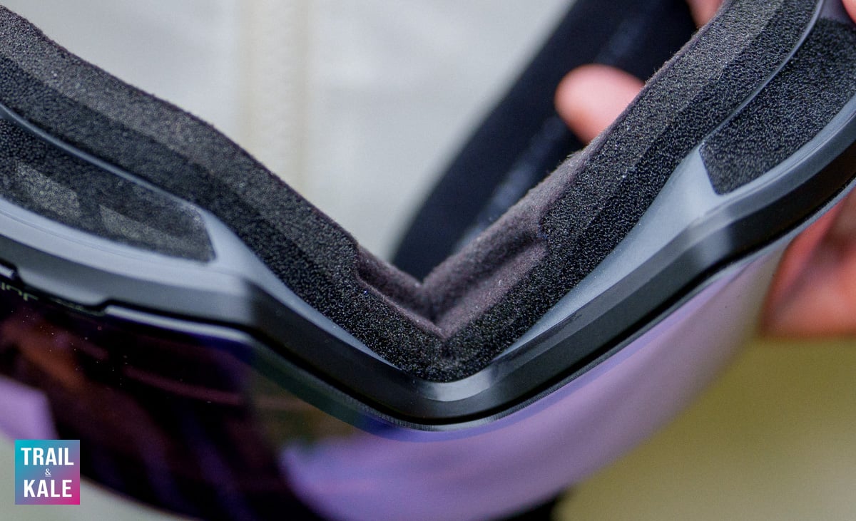 Julbo Razor Edge bottom ventilation is built into the frame to promote air circulation and prevent fogging.jpg