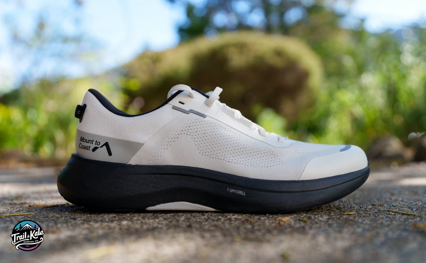 the high 10mm drop from heel to toe, although higher than I usually prefer (as most of my running is at a faster pace, where a forefoot landing is more natural), doesn't feel too high on the run.