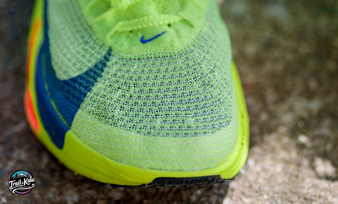 The breathable upper is crafted with Nike's AtomKnit mesh technology