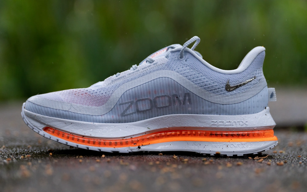 Nike Pegasus Premium midsole - cushioned midfoot