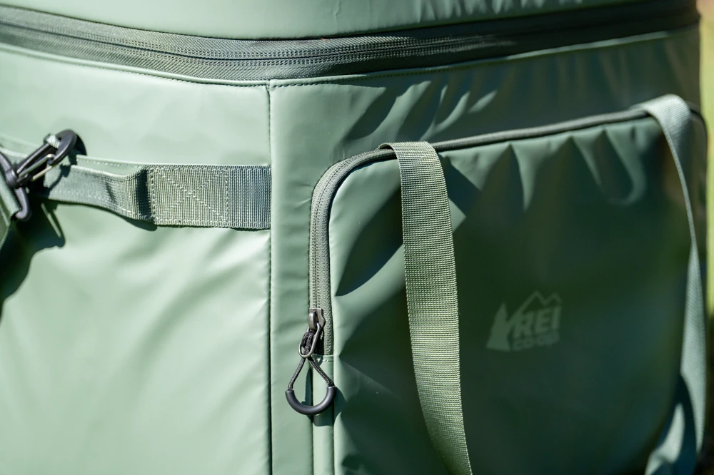 REI Co-op Trailgate 30L Weekend Cooler build quality is very high