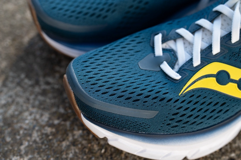 Saucony Guide 17 upper material