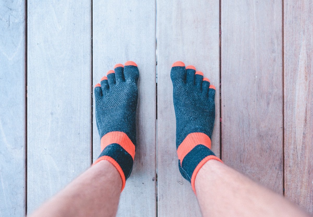 tabio trailblazer trail running socks review - trail & Kale