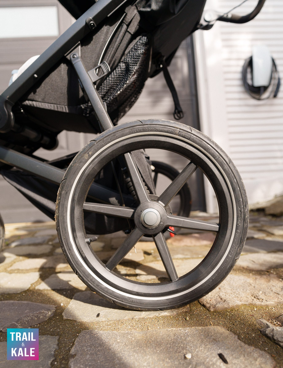 Thule Urban Glide 2 Review by Helen Trail and Kale 18