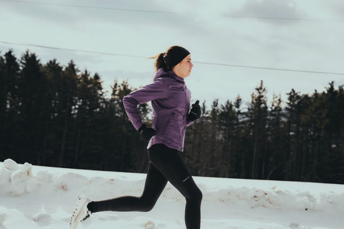 GOREWEAR's CONCURVE WINDSTOPPER Insulated Jacket adapts to cold weather training