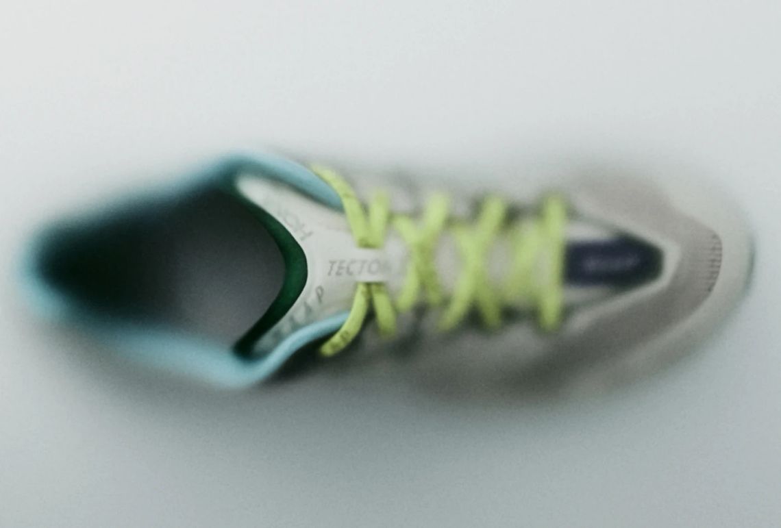 HOKA and MAAP team up for a limited-edition Tecton X 2