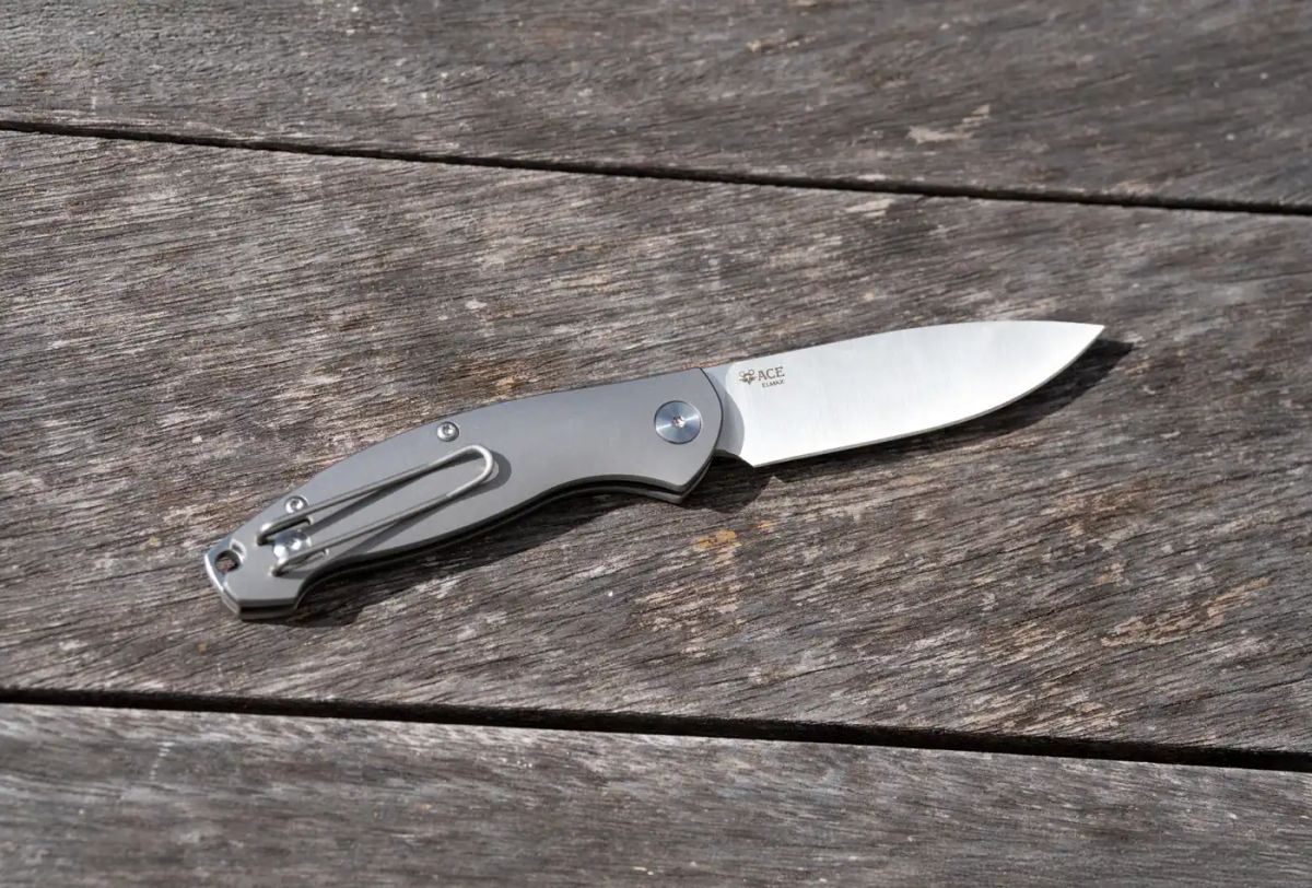 GiantMouse ACE Farley V1-Titanium sharpens up urban Everyday Carry