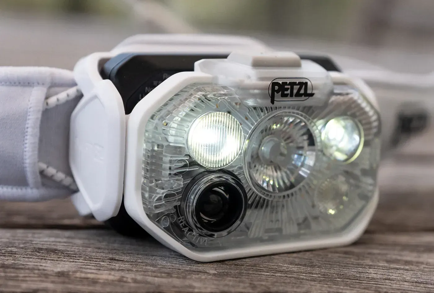 Petzl Swift RL 1200 Headlamp review