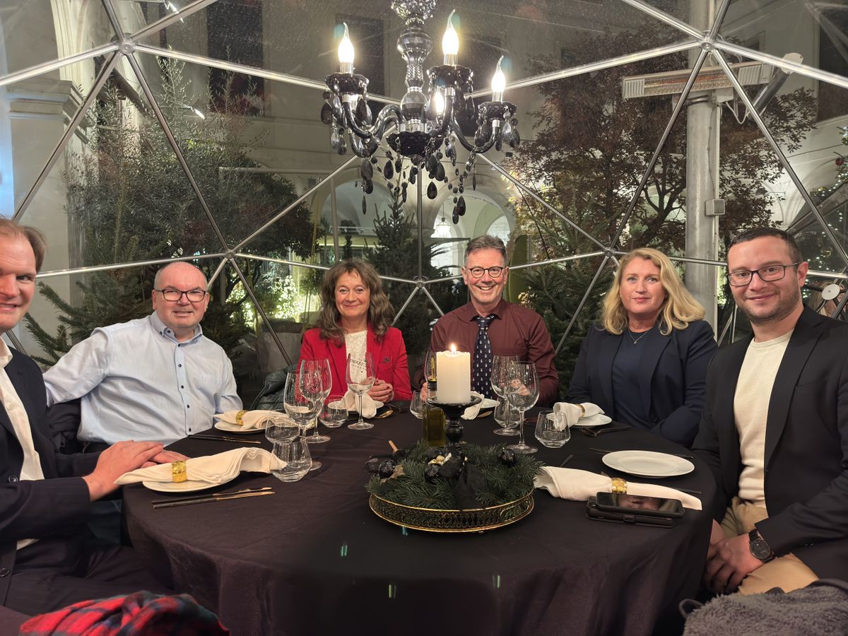 Gemütlicher Ausklang des Jahres: Unser traditionelles Punschtrinken