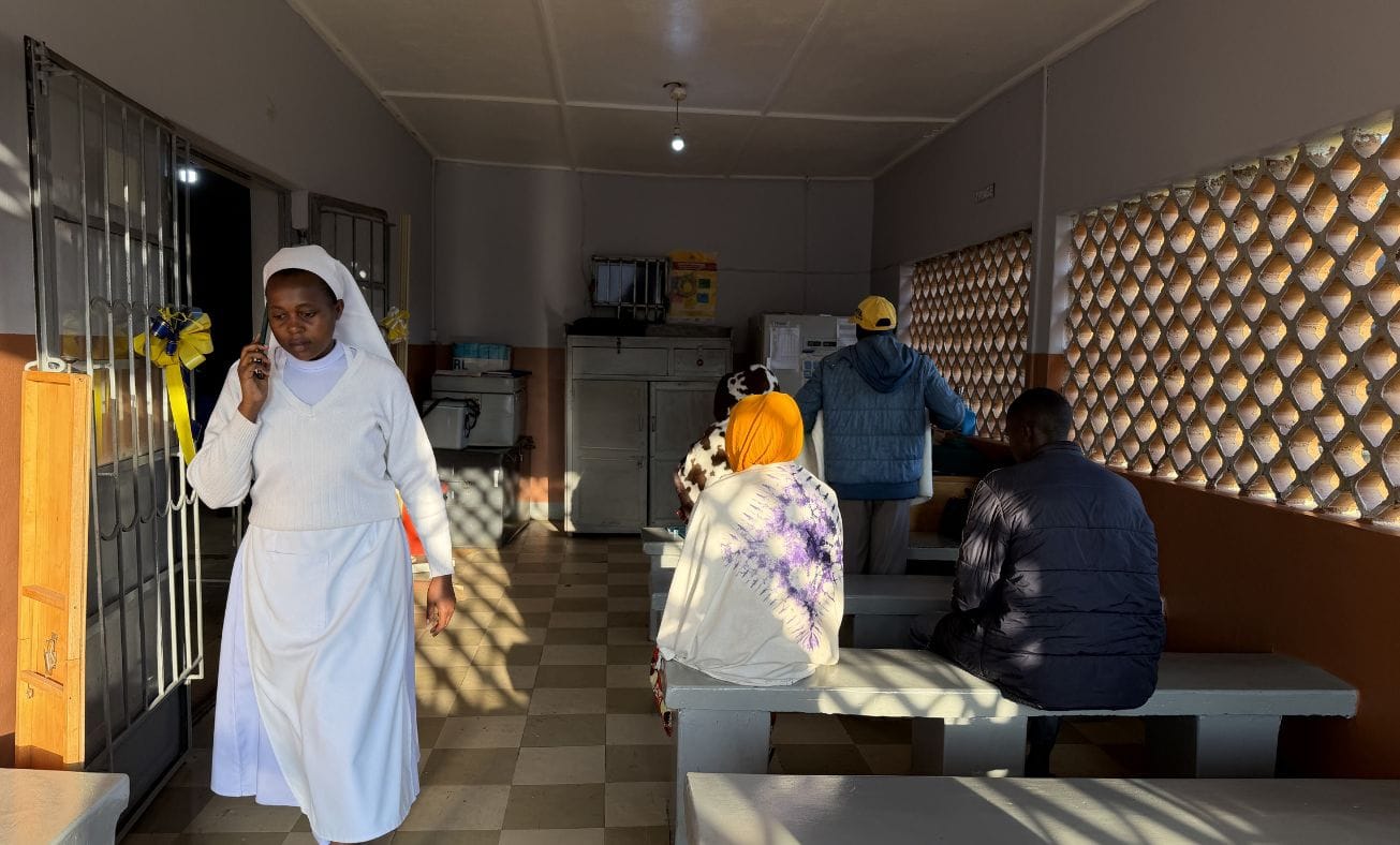 Photo of our medical partner team at St. Therese of Lisieux Rwibaale Hospital gathers to start the day