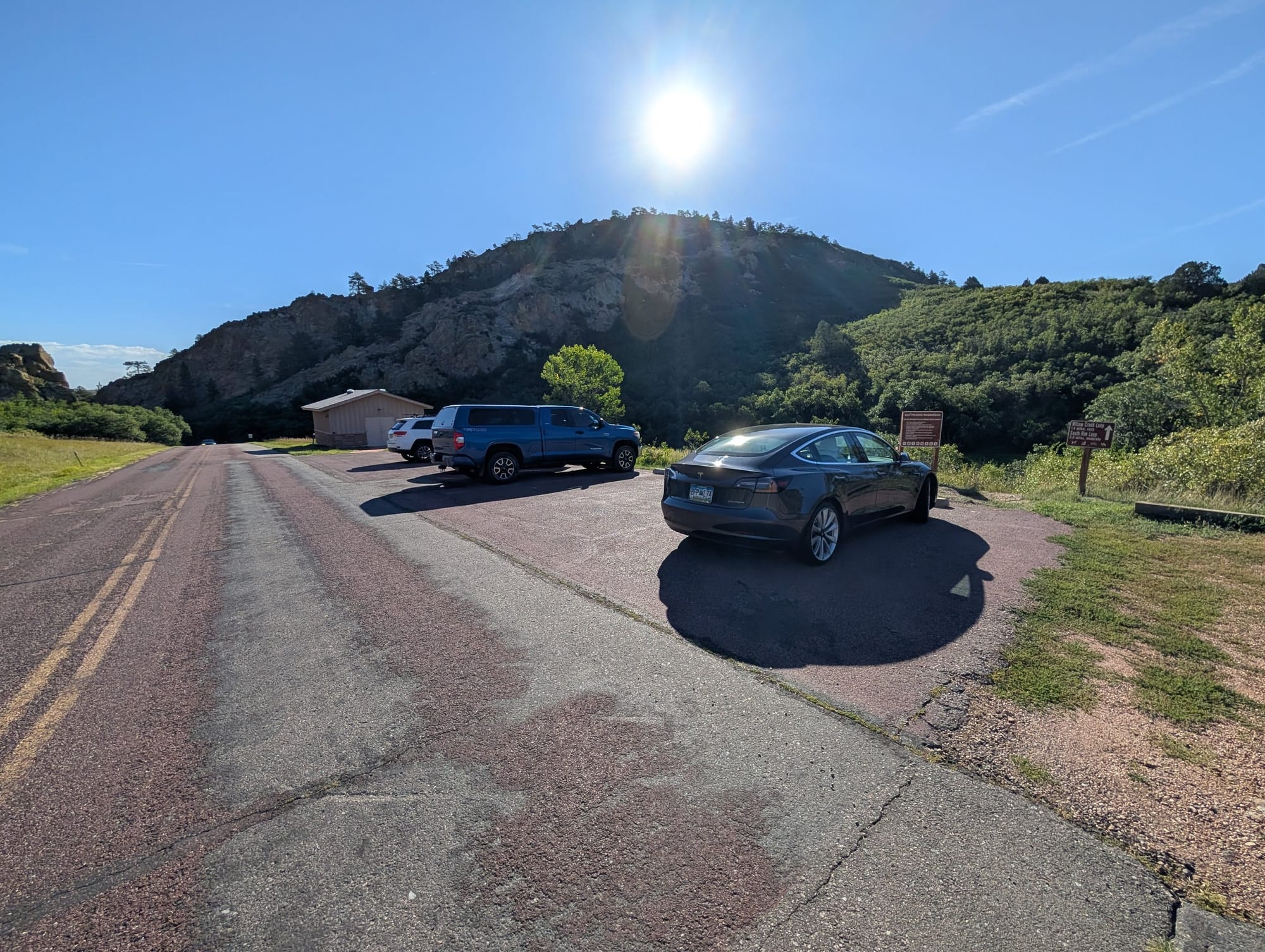 The Willow Creek Trail parking area has room for about ten cars.