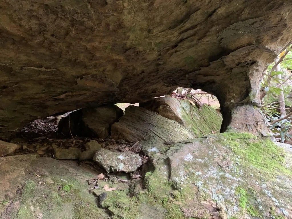 Rockhouse Pillar Arch, Red River Gorge, Kentucky.