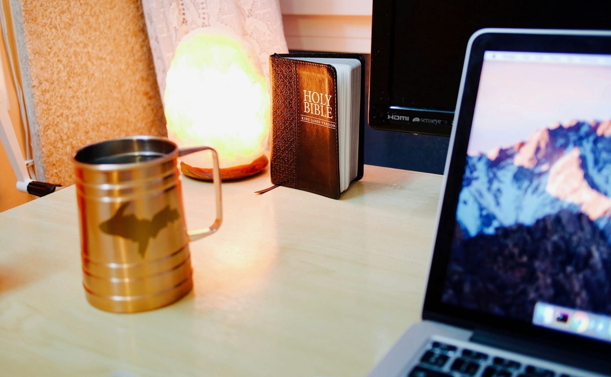 A Prayer Before Work: Asking God for Focus, Integrity, and Peace