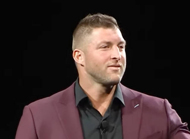 Tim Tebow Mourns His Father With Faith, Grief, and Hope