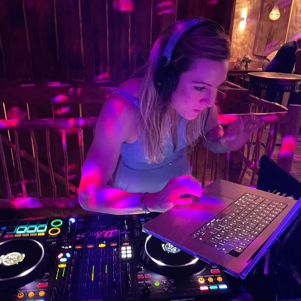 Last night the DJ saved my life