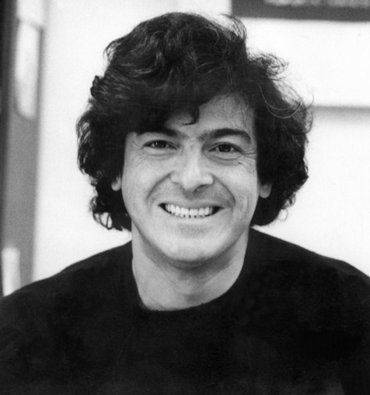 Desde que nacemos hasta que morimos estamos viajando - Antonio Cisneros