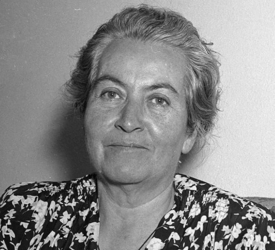 Ausencia - Gabriela Mistral
