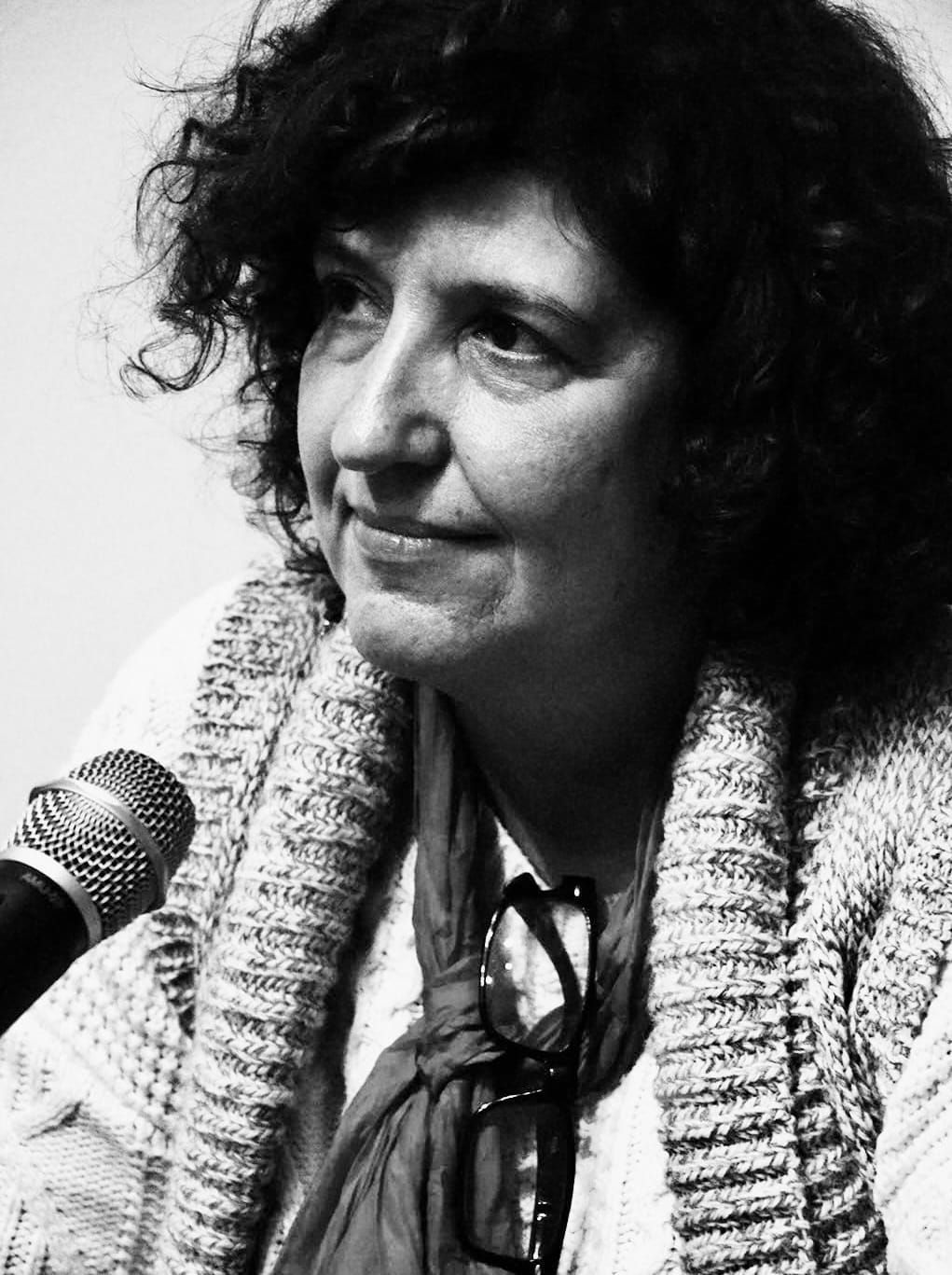 Que los hombres entierren a sus casas - Damaris Calderón