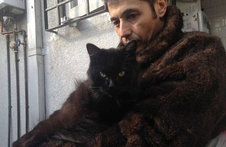 El poeta de las calas azules y la muerte - Germán Carrasco