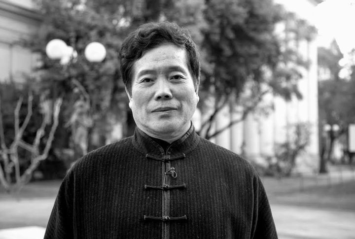 The Serenity of a Diamond - Zhao Lihong / 赵丽宏