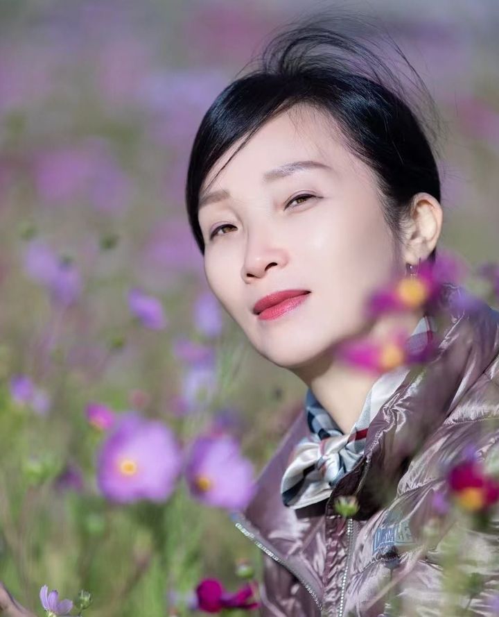 Butterfly Trembling - Zhang Xiaoxue / 张晓雪