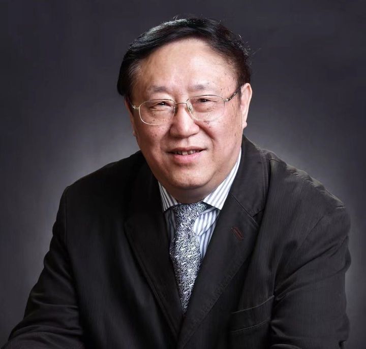 Listen to the Tree - Gao Hongbo / 高洪波
