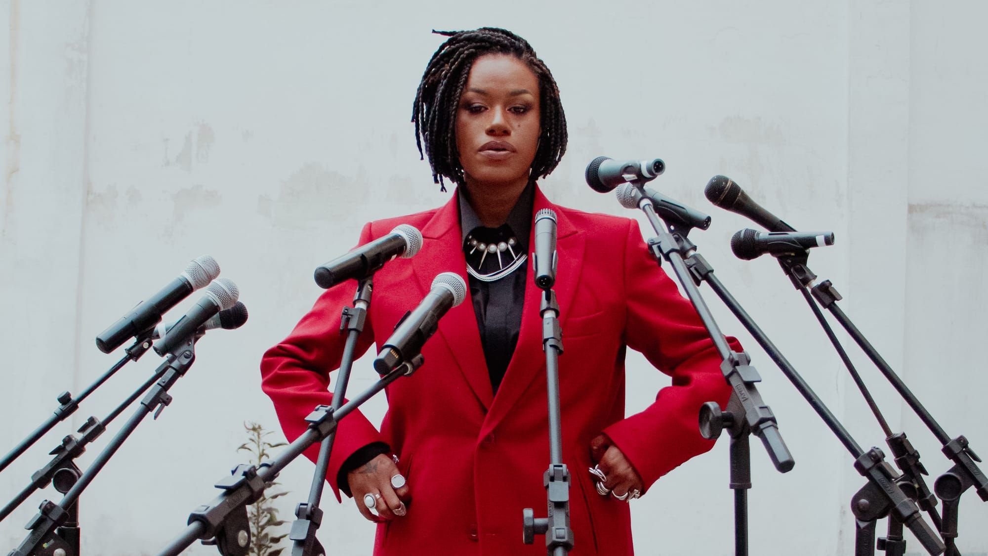 Stefanie lança “BUNMI” e transforma sua história em presente para o rap nacional