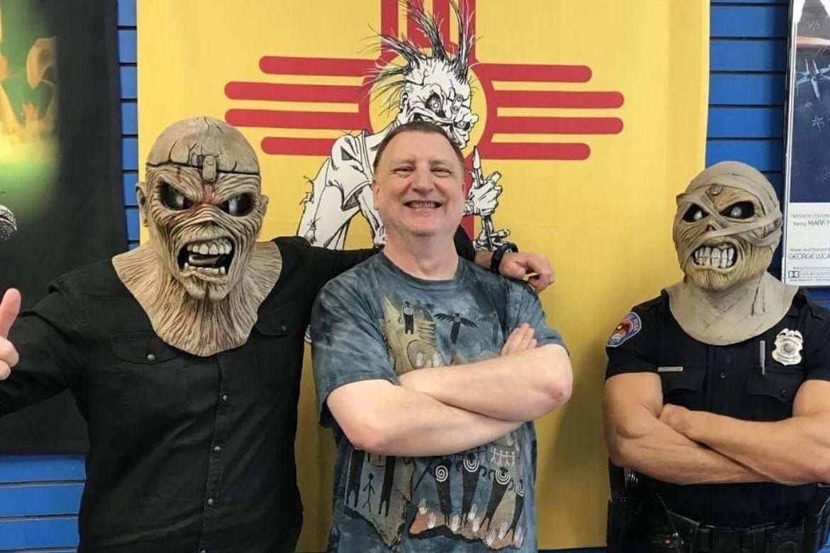 Derek Riggs além do Iron Maiden