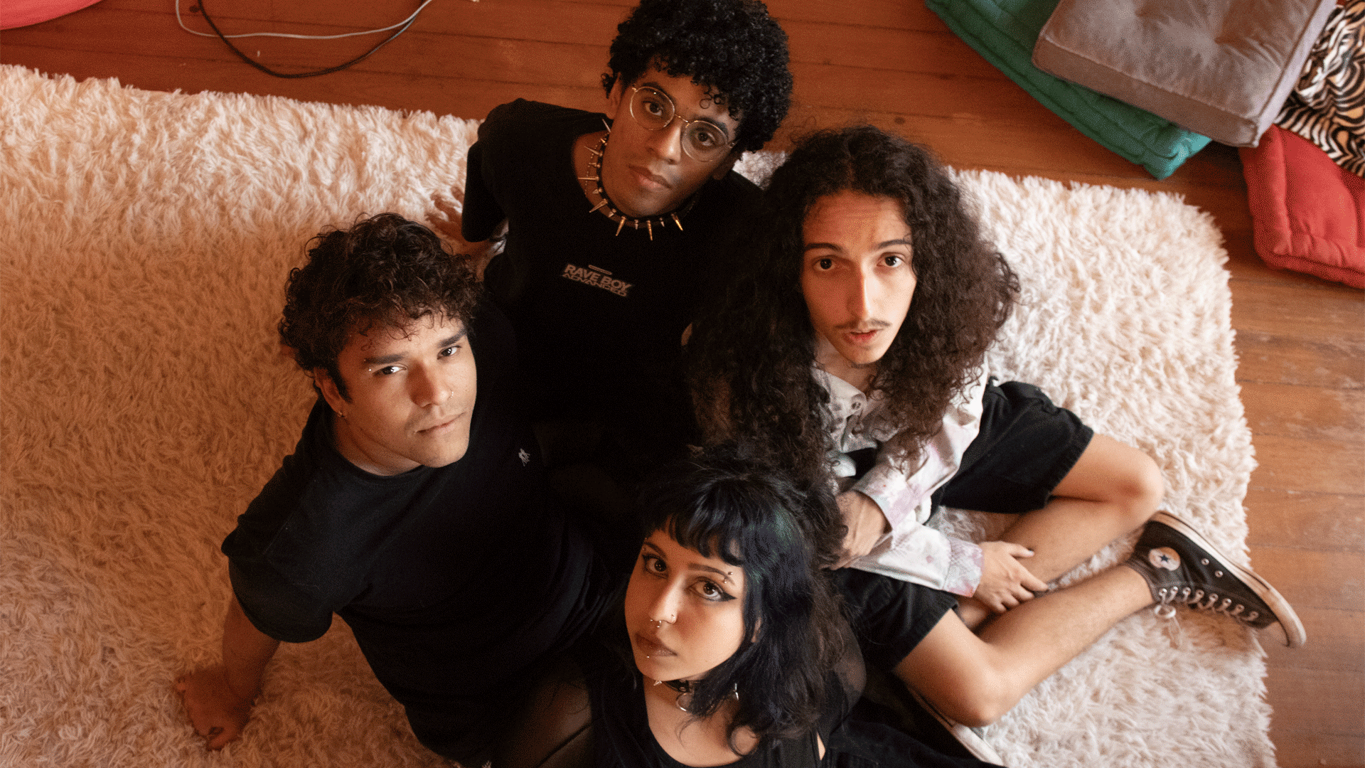 quedalivre lança novo single: Acaso