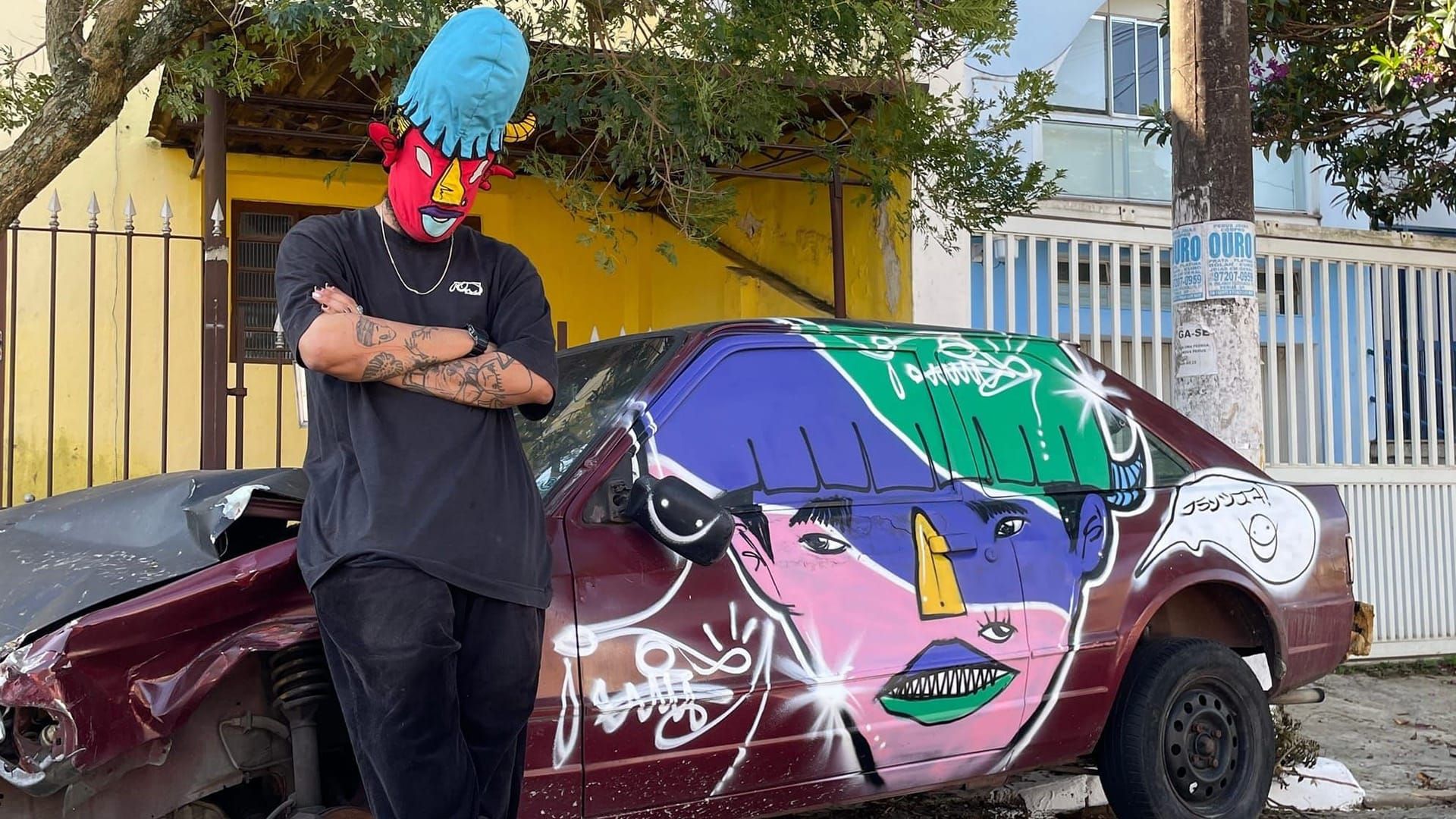 Franciscoskt mistura o urbano e o fantástico através do desenho