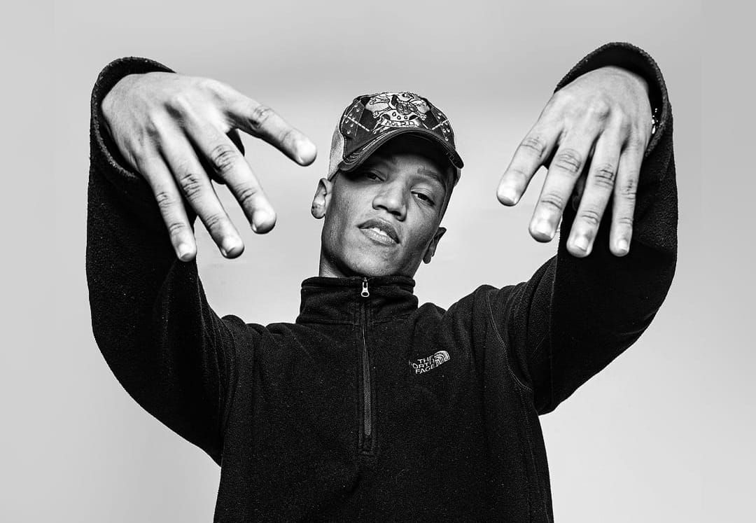 Yuri Redicopa vai muito ‘Além da Putaria’ em novo EP