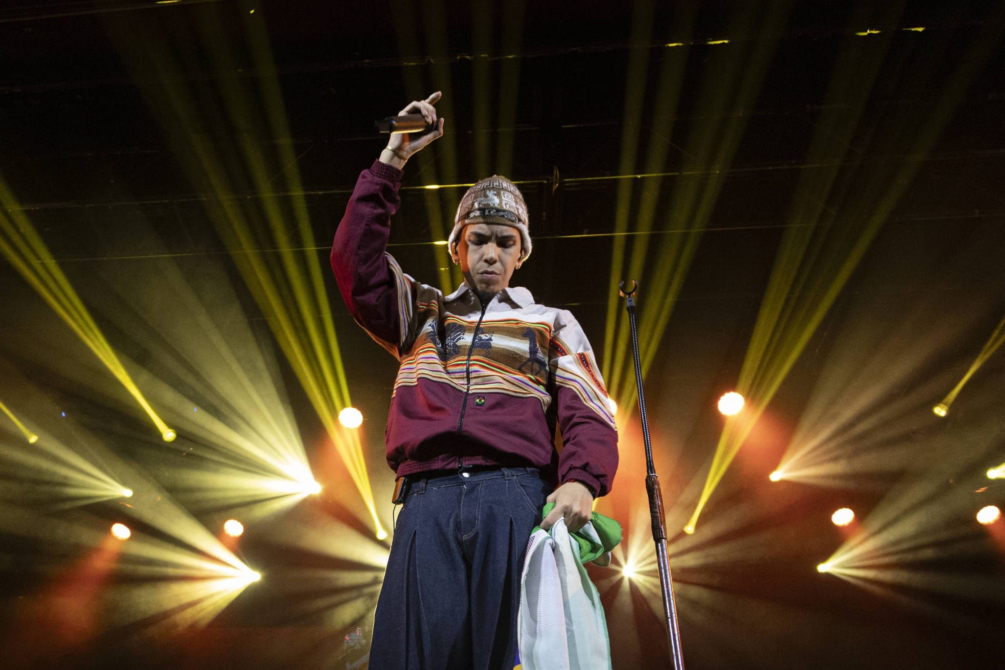 Milo J faz 20 anos e carrega séculos de história na voz