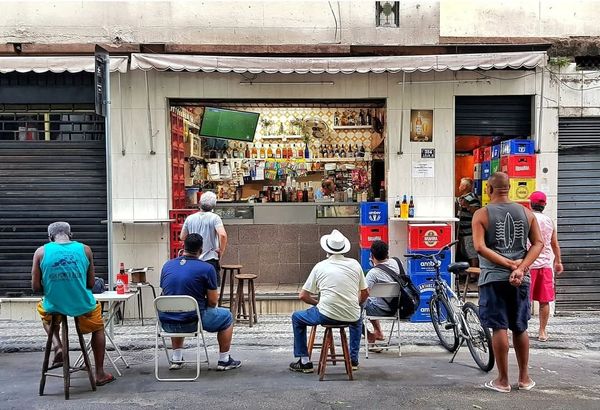 Cartografia dos butiquins