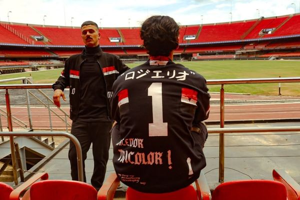 The Nine Customs traz arte nas camisas de futebol