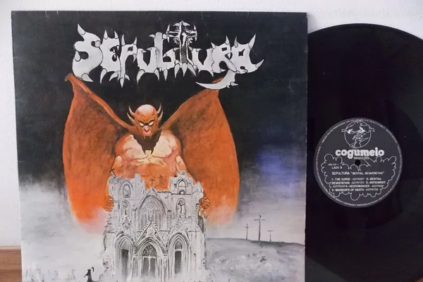 Sepultura lançou o primeiro EP há 40 anos