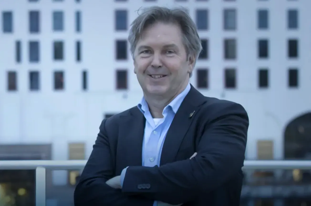 Peter Bertholet benoemd tot Officier in de Orde van Oranje-Nassau