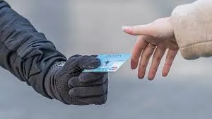 Landgravenaar ‘chauffeur’ bende pinpasfraudeurs