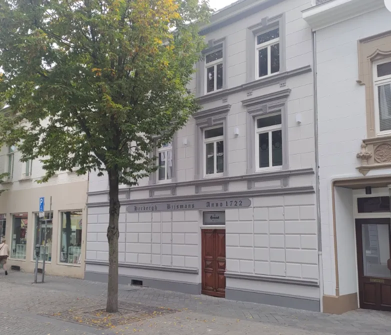 Bekend Heerlens café Bijsmans  na jaren weer open