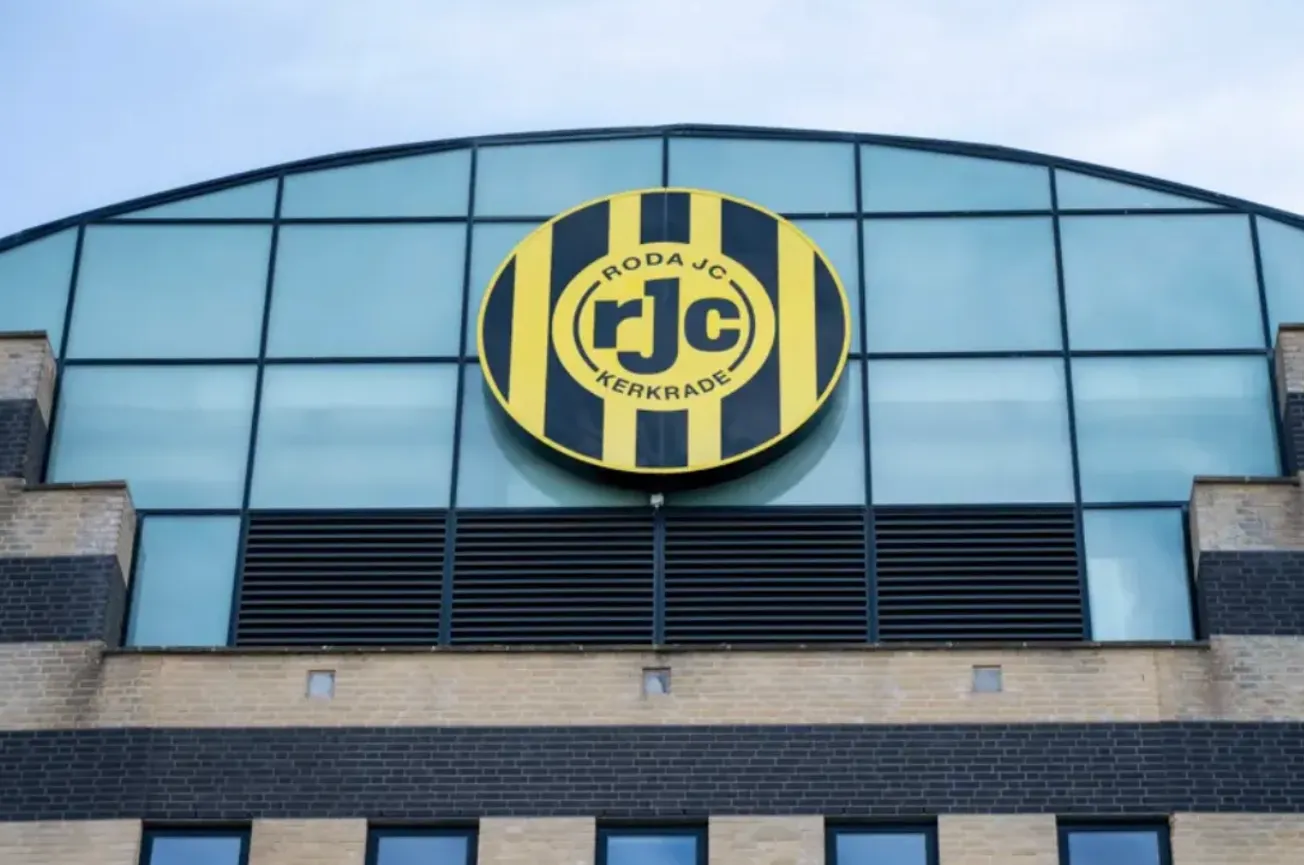 Roda JC verkoopt 10 procent meer seizoenskaarten