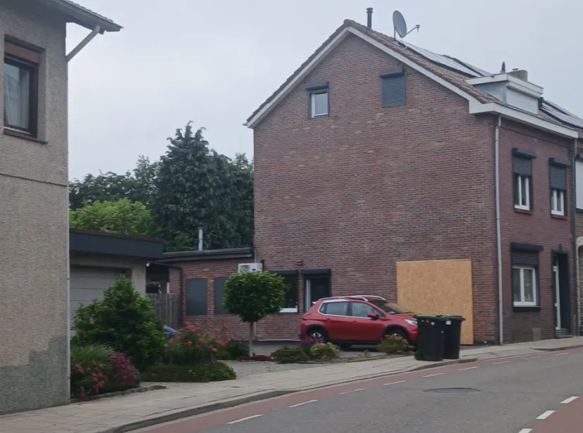 Binnenrijden woning: bestuurder verdachte
