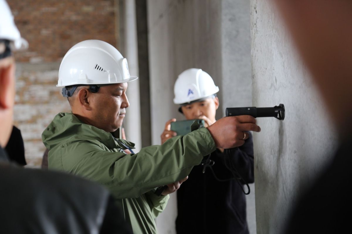 Бишкекте «Авангард Стиль» жана «Кыргыз Каганаттын»  имараттарынын жер титирөөгө туруктуулугу текшерилди