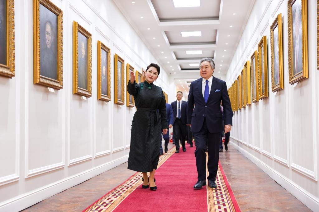 Кыргызстан менен Монголия айыл чарба жана текстиль өнөр жайын өнүктүрүү мүмкүнчүлүгүн талкуулашты