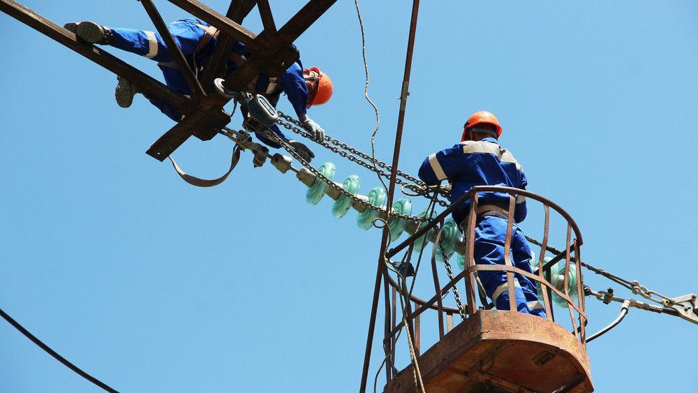 Эки жылдын ичинде энергетика тармагындагы кызматкерлерге 29 кылмыш иши козголгон